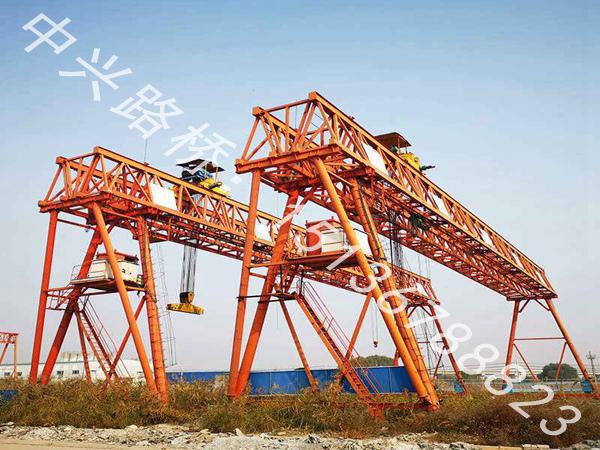 湖南衡阳露天堆场为何常用吊钩式龙门吊进行装卸